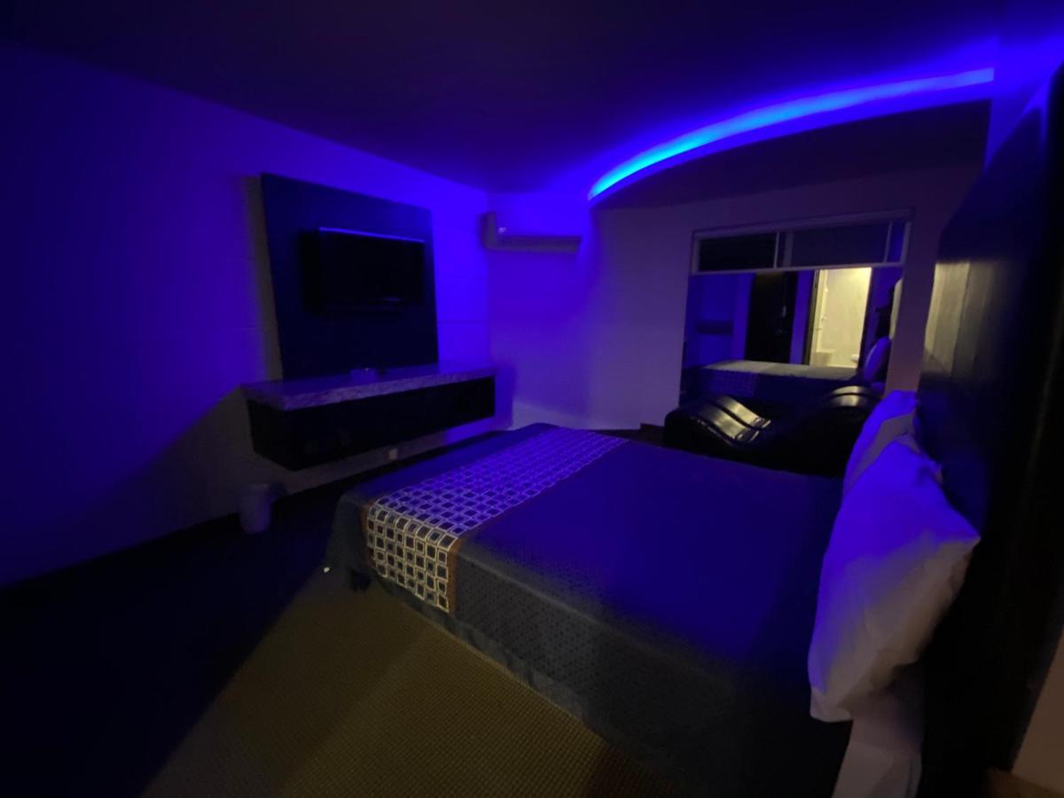 טיחואנה Motel Encuentro מראה חיצוני תמונה